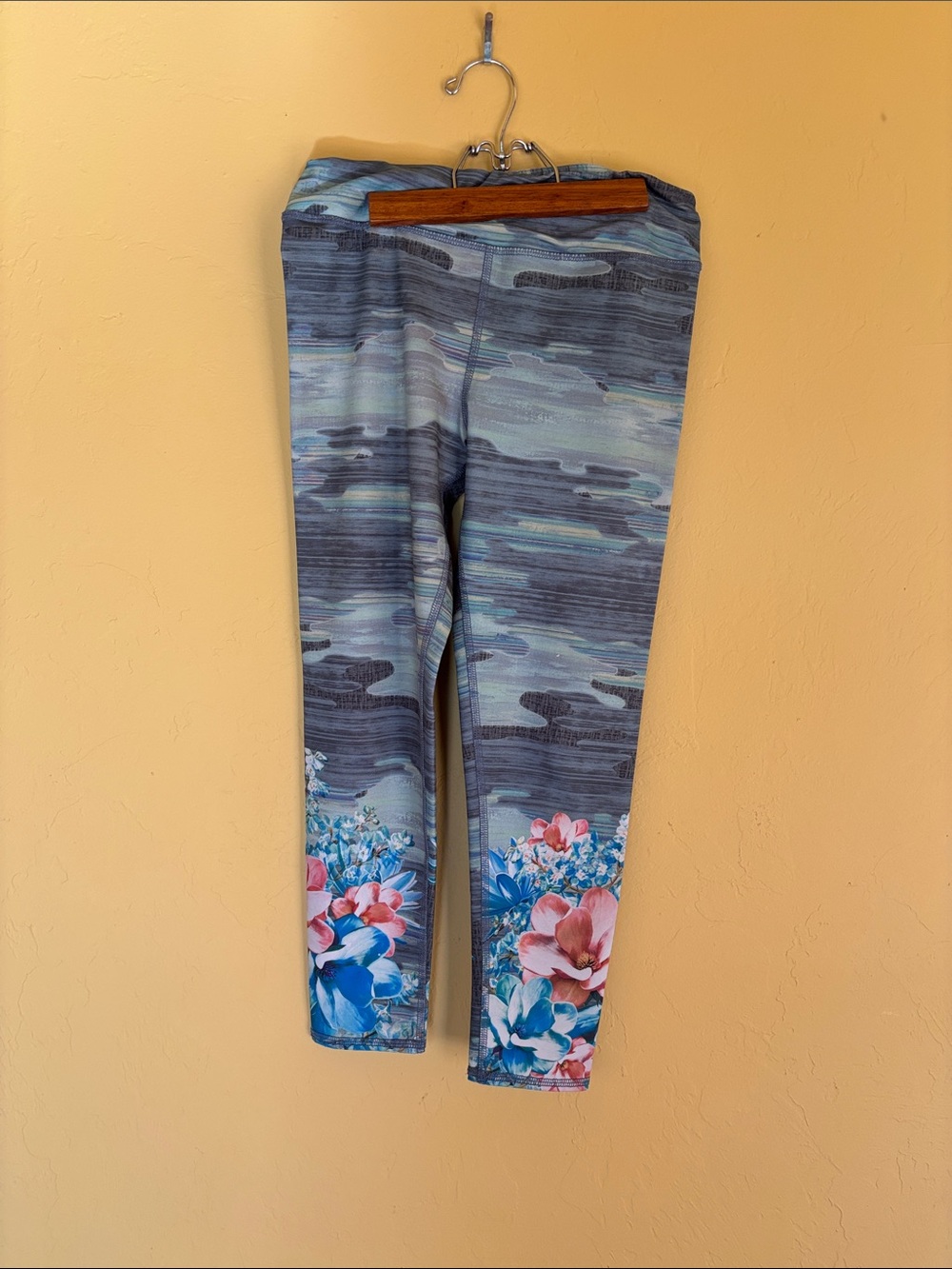 Evolution and Creation Gray and Blue Floral Trim Girls' Leggings